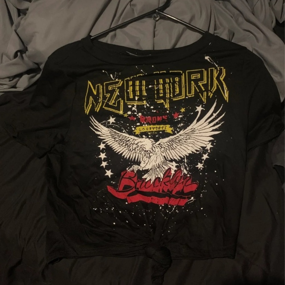 NWT Fashion Nova distressed crop top